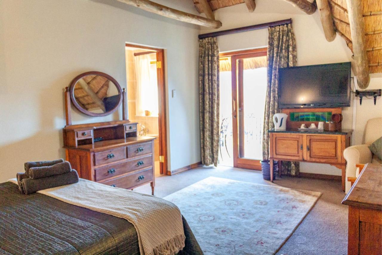 Inkungu Lodge Champagne Valley Екстер'єр фото