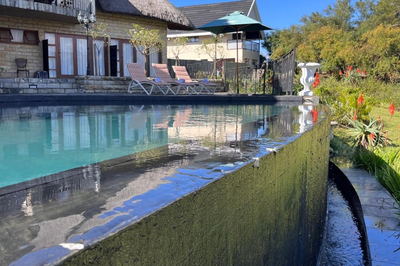 Inkungu Lodge Champagne Valley Екстер'єр фото
