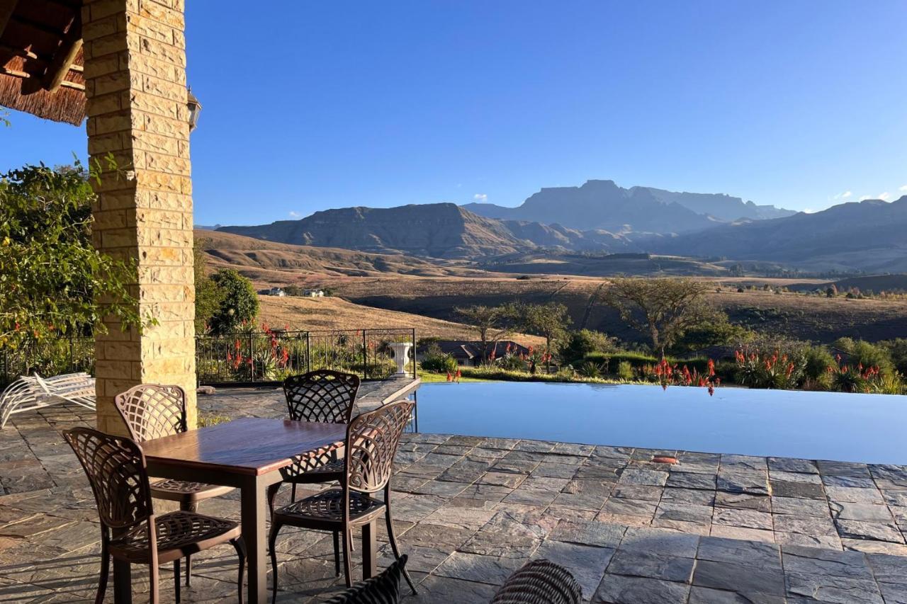 Inkungu Lodge Champagne Valley Екстер'єр фото