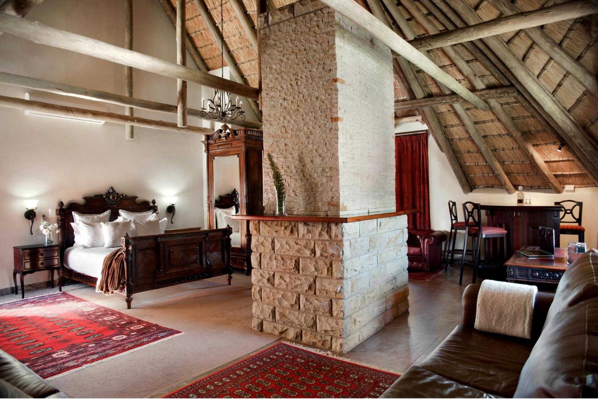 Inkungu Lodge Champagne Valley Екстер'єр фото