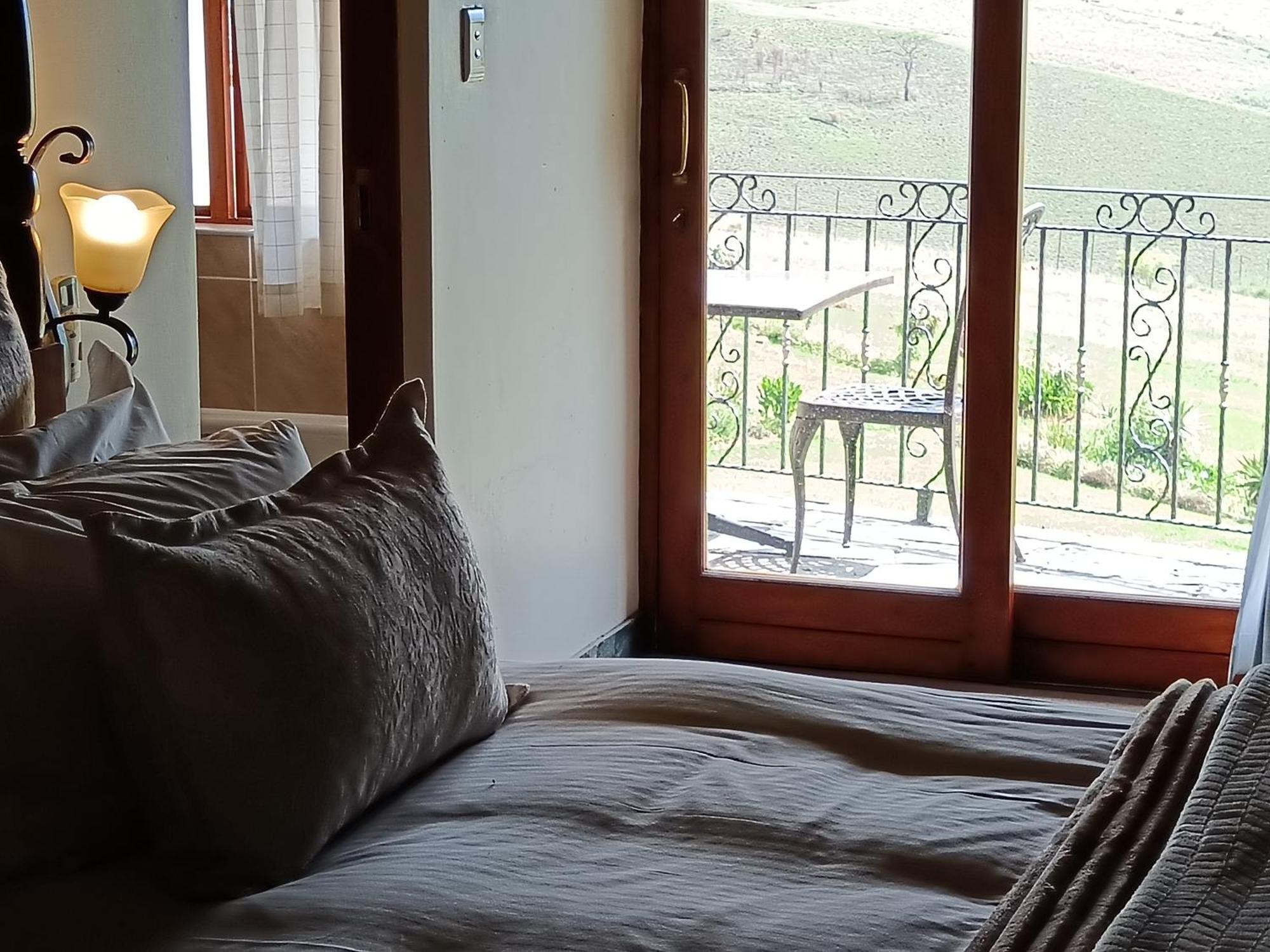 Inkungu Lodge Champagne Valley Екстер'єр фото
